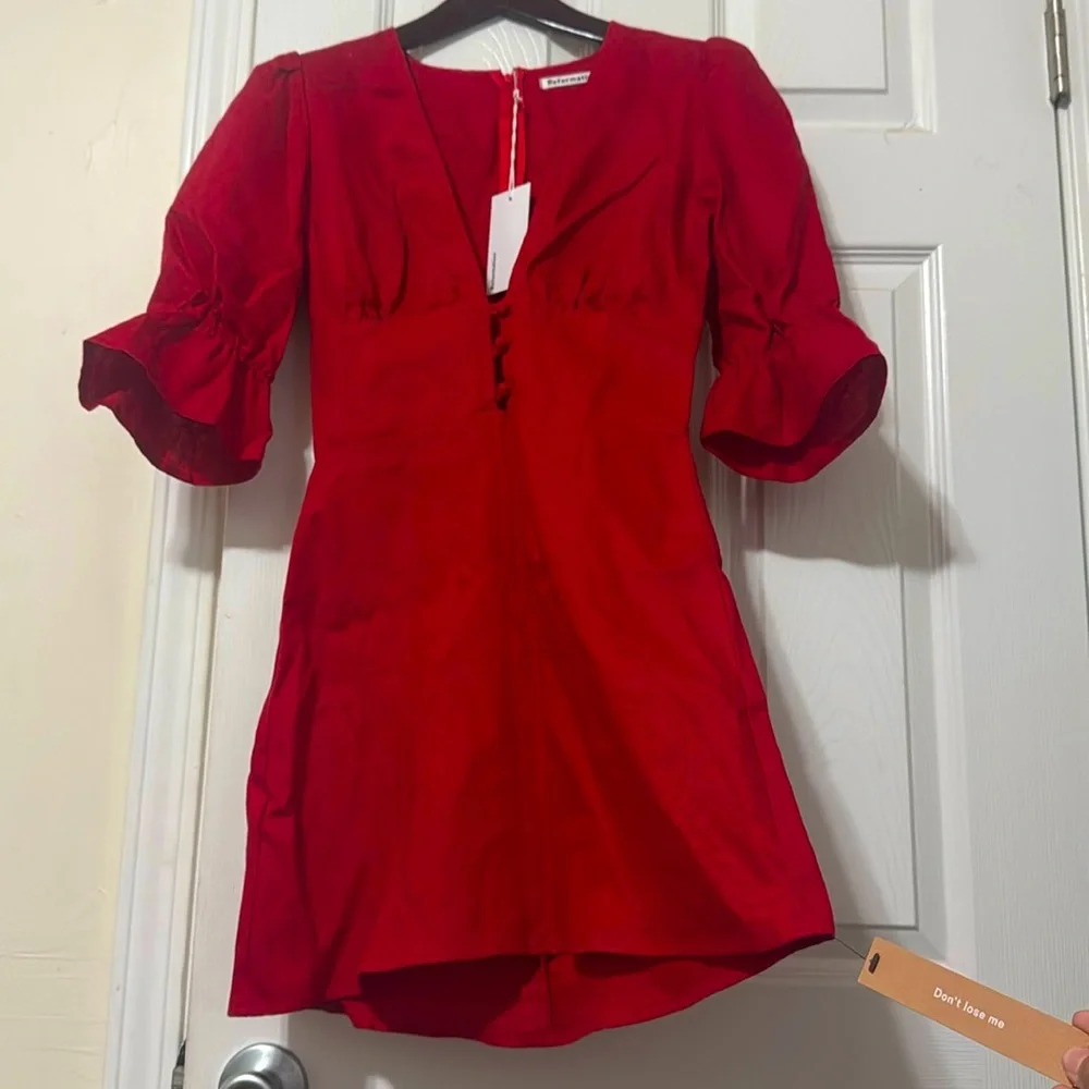 NWT Reformation Simi Linen (Cherry Red) Low Cut Dress - Picture 4 of 9